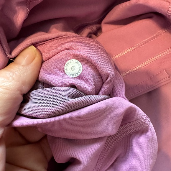 EUC- LULULEMON Pace Rival Crop 22" Magenta
Glow Pink High Rise Leggings - Picture 8 of 11